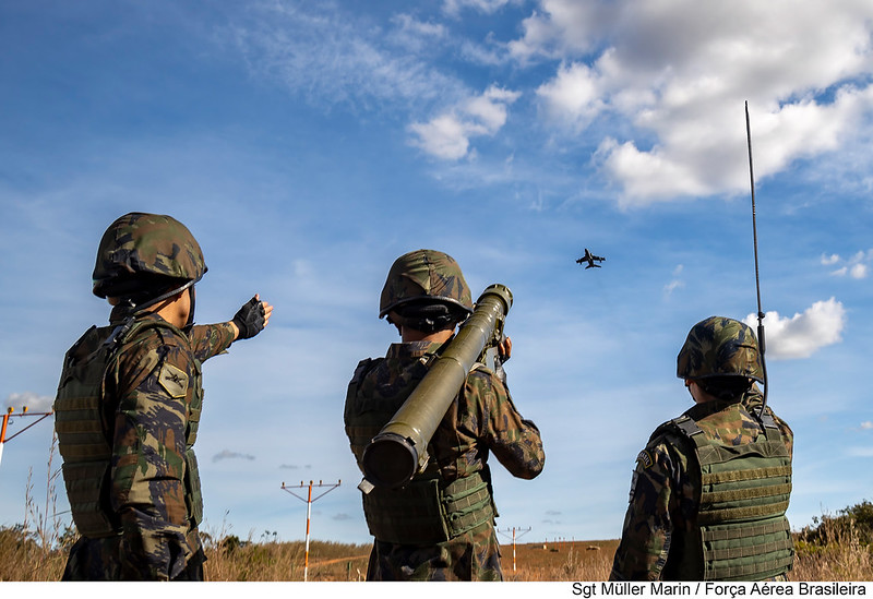 Grupos de defesa antiaérea da FAB utilizam mísseis Igla, de curto alcance