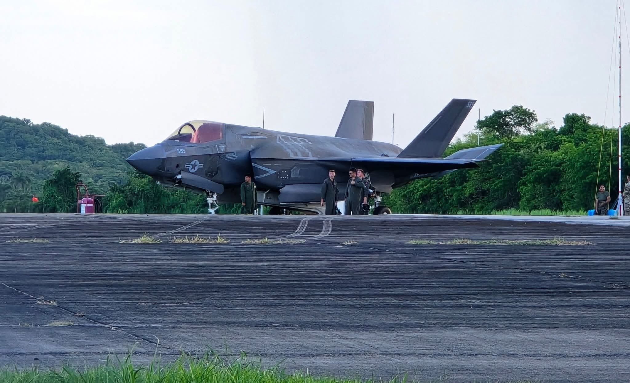 Caça F-35B em Porto Rico. Foto: OSINT Warfare