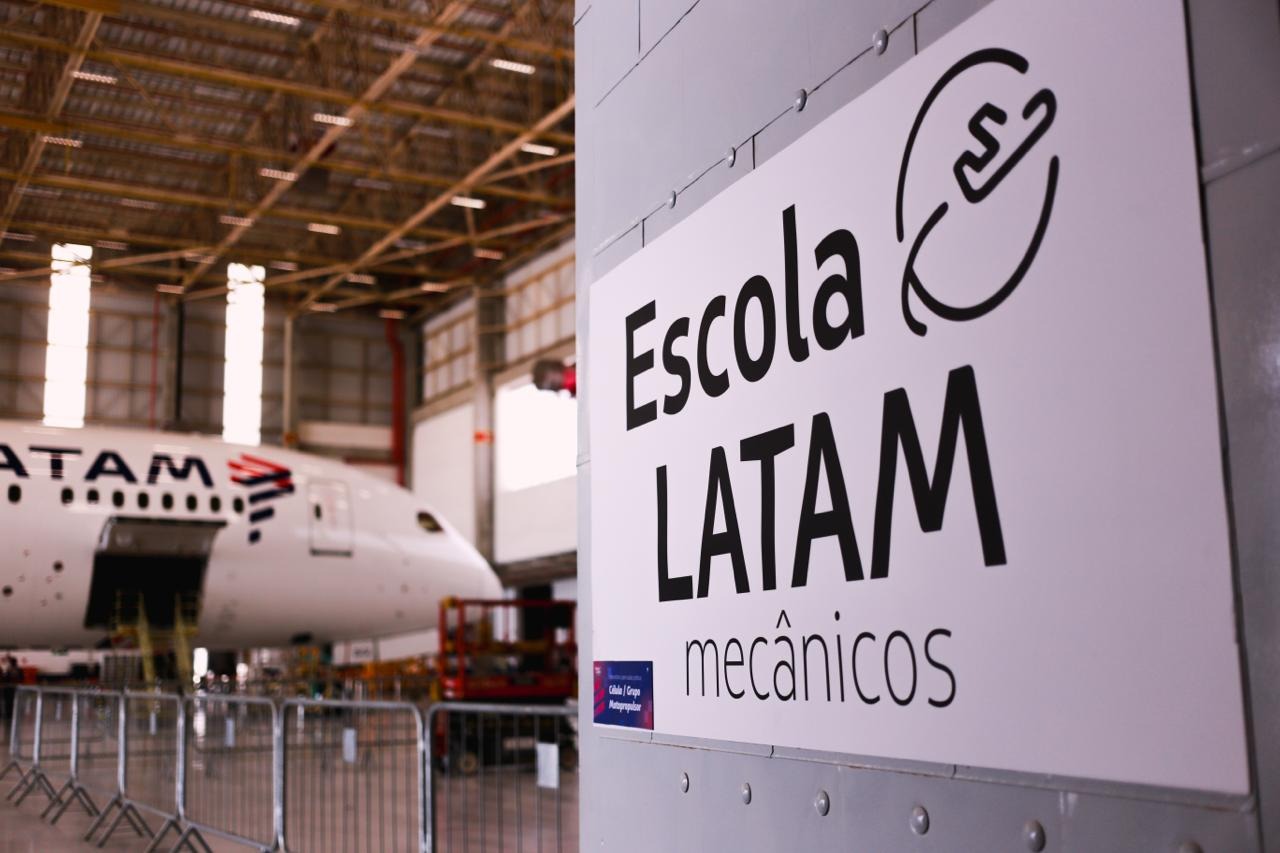 Latam expande treinamento de mecânicos