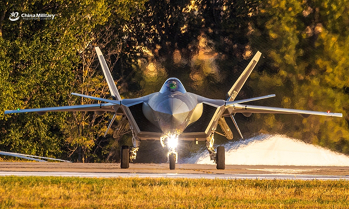 J-20. Foto: Chen Jiayue