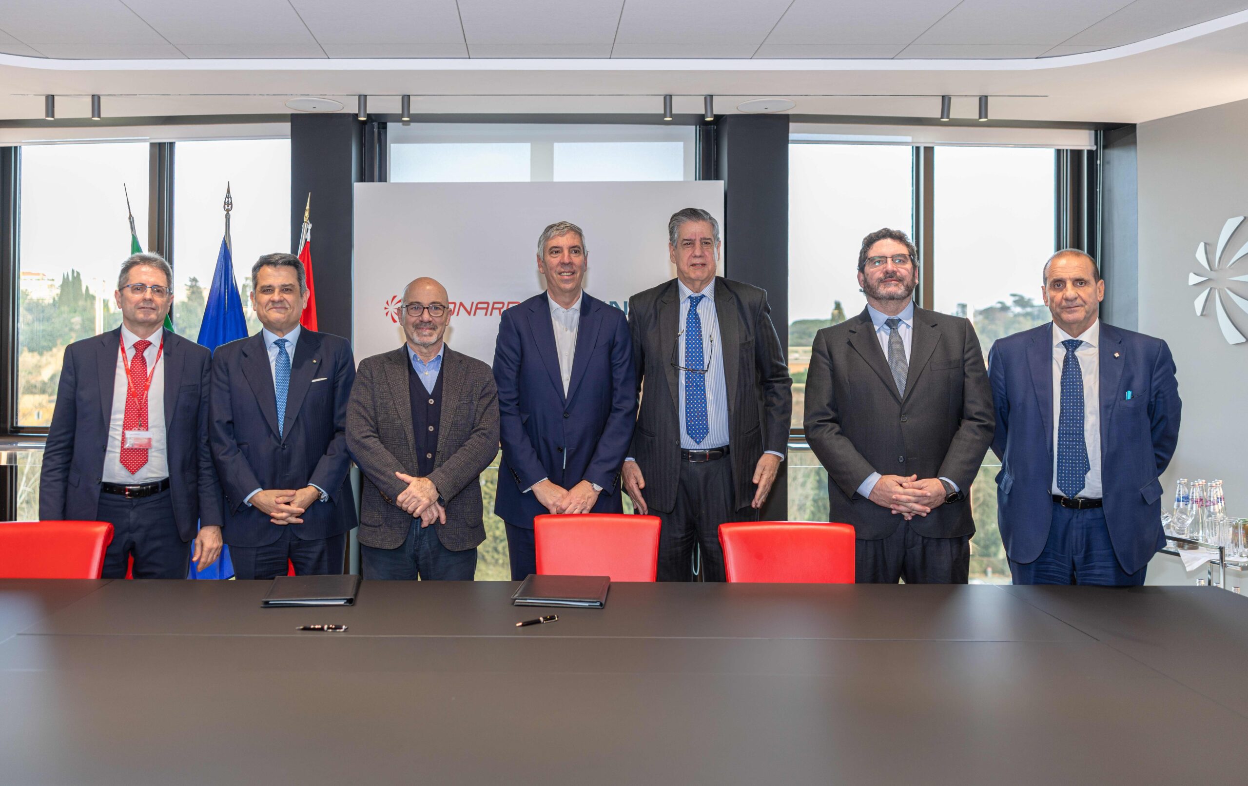 Gigantes de defesa se unem para atuar em defesa cibernética