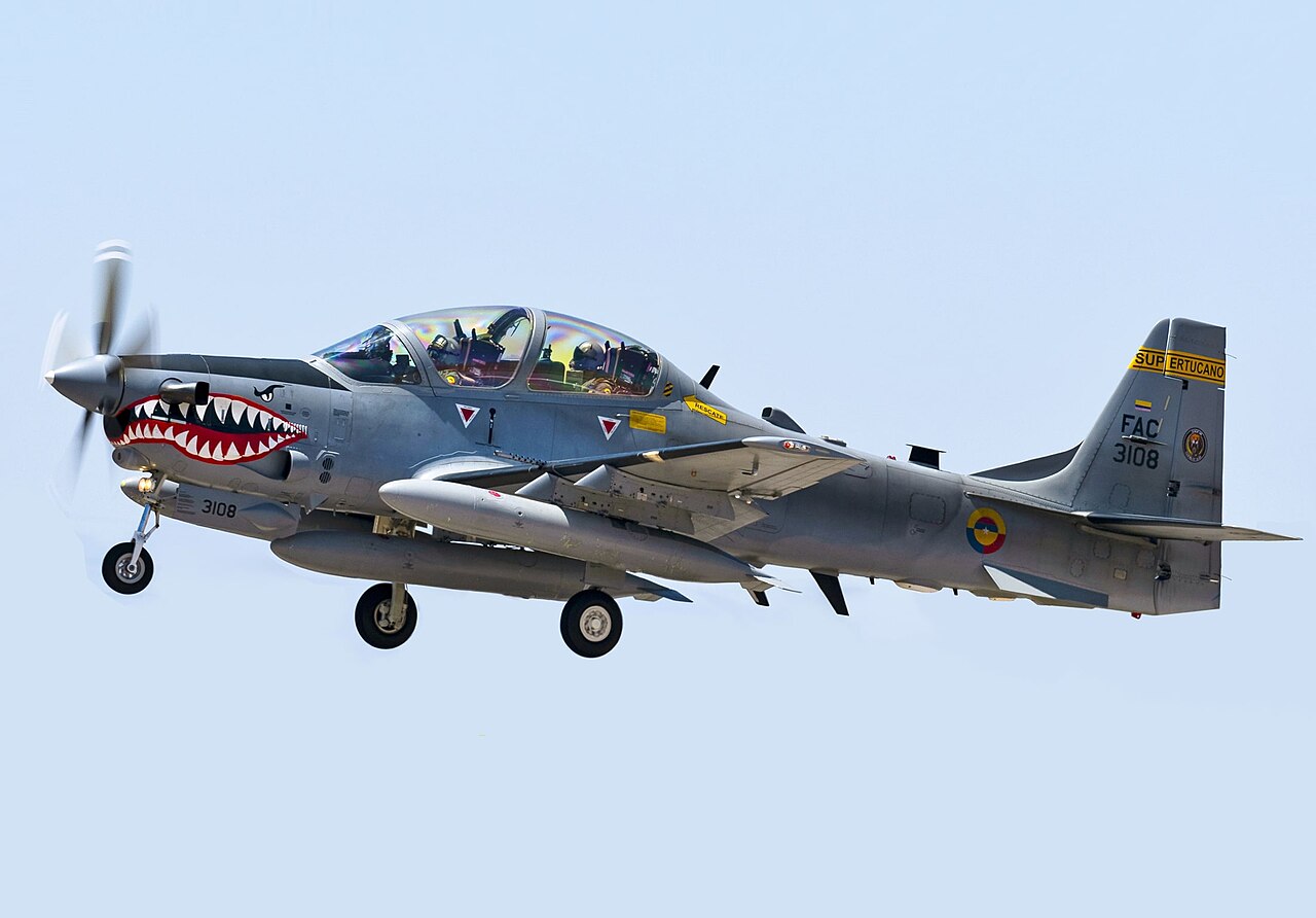 A-29 da Colômbia. Foto: Rachel Maxwell