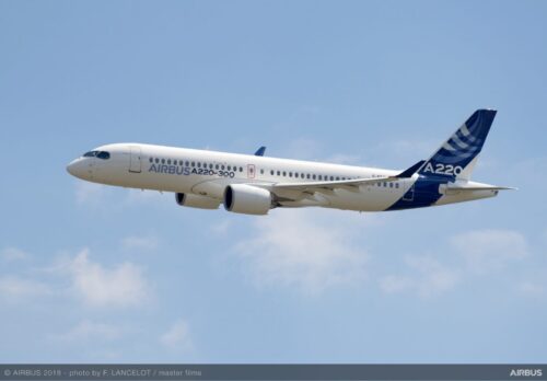 Airbus-A220-300-new-member-of-the-airbus-Single-aisle-Family (1)