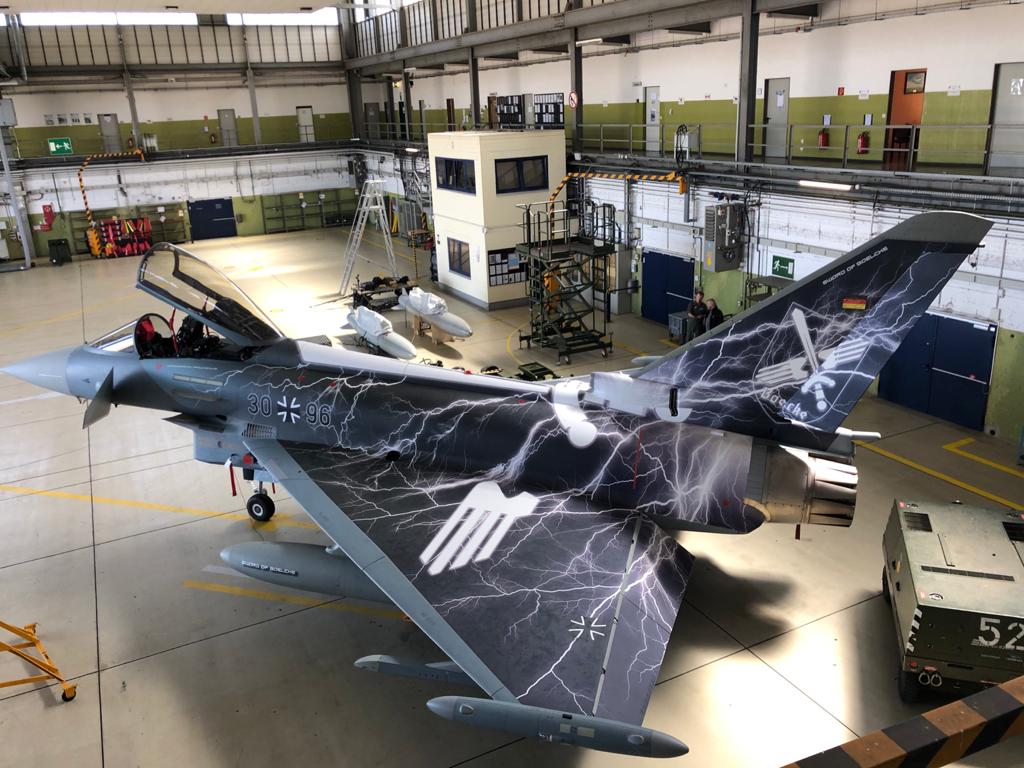 Já fez o modelo de um Eurofighter?