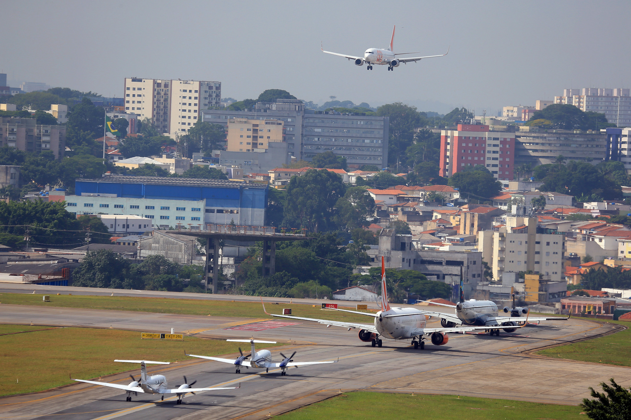 Congonhas terá voos após 23h