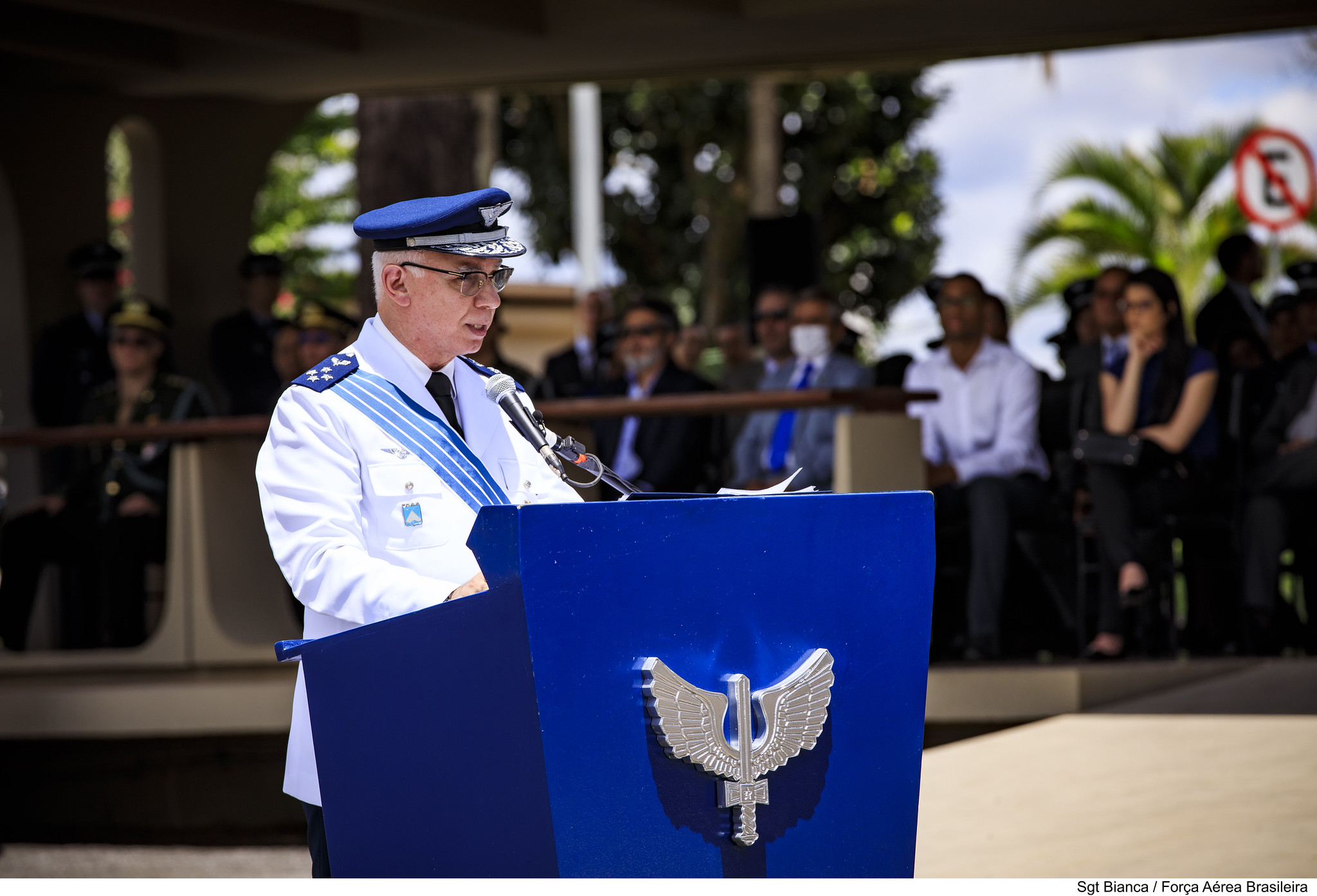 Comandante da Aeronáutica faz homenagem pelos 25 anos da Revista ASAS